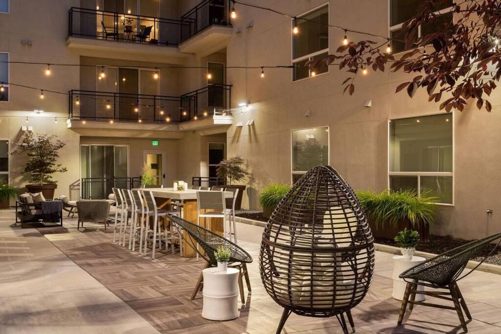 Downtown Walking Oasis With King Bd And City View Salt Lake City Exterior photo